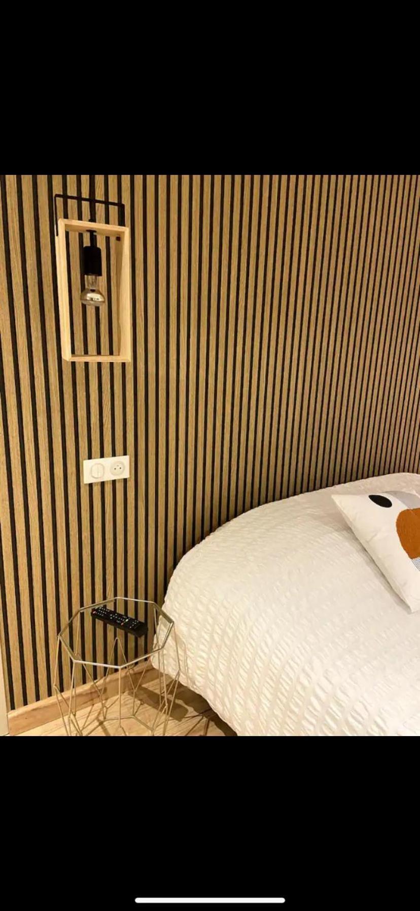 Hotel Restaurant La Renaissance Saint-Cirgues-en-Montagne المظهر الخارجي الصورة